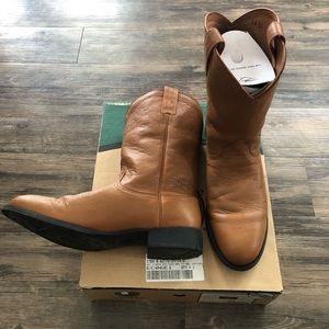Ariat Men’s Heritage Roper Boots
